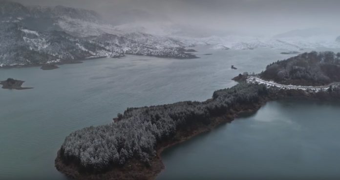 Εκπληκτικό βίντεο με drone από το κατάλευκο τοπίο στη χιονισμένη Ήπειρο (Video)