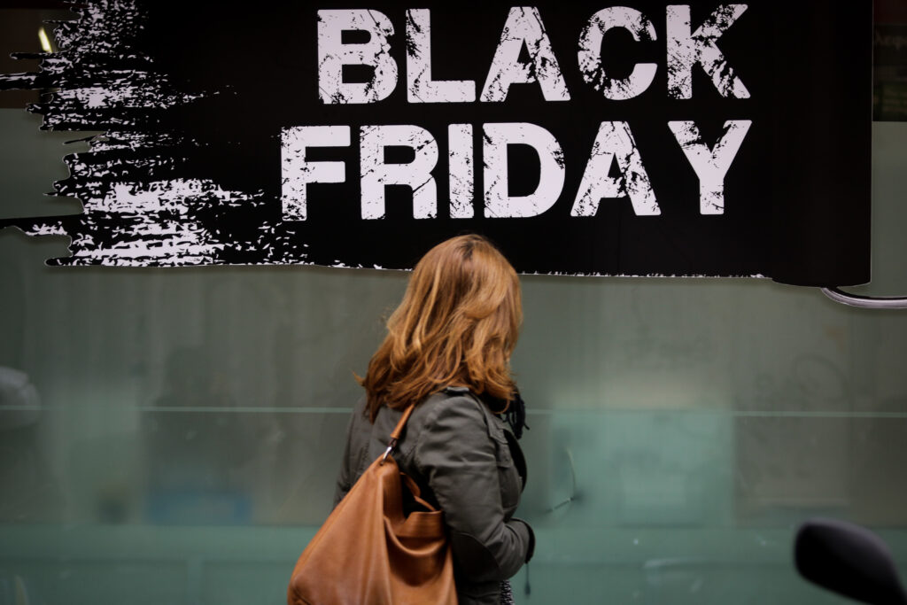 Τι συστήνει η γ.γ. Εμπορίου στους καταναλωτές για τη Black Friday