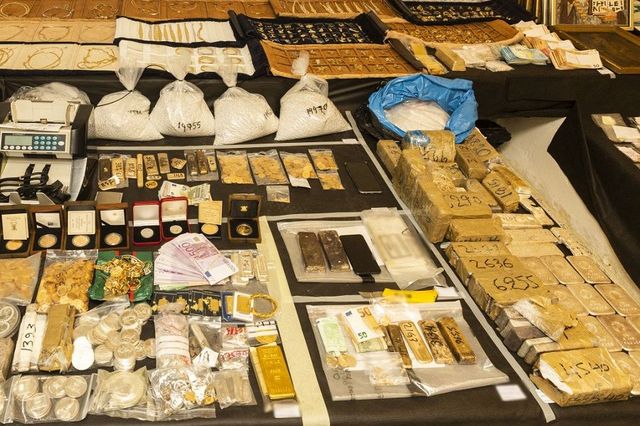 Ελεύθεροι υπό όρους οι 23 κατηγορούμενοι για το λαθρεμπόριο χρυσού – Στη φυλακή ο Ριχάρδος