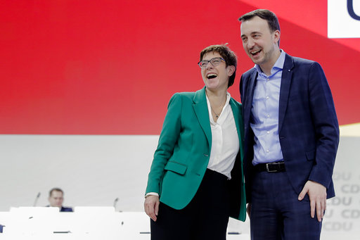 Πάουλ Τσίμιακ: Ο συντηρητικός πολωνικής καταγωγής διάδοχος της Μέρκελ στο CDU