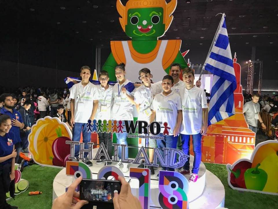 Οι ελληνικές συμμετοχές νίκησαν τα μεγαθήρια στην Ολυμπιάδα Ρομποτικής!