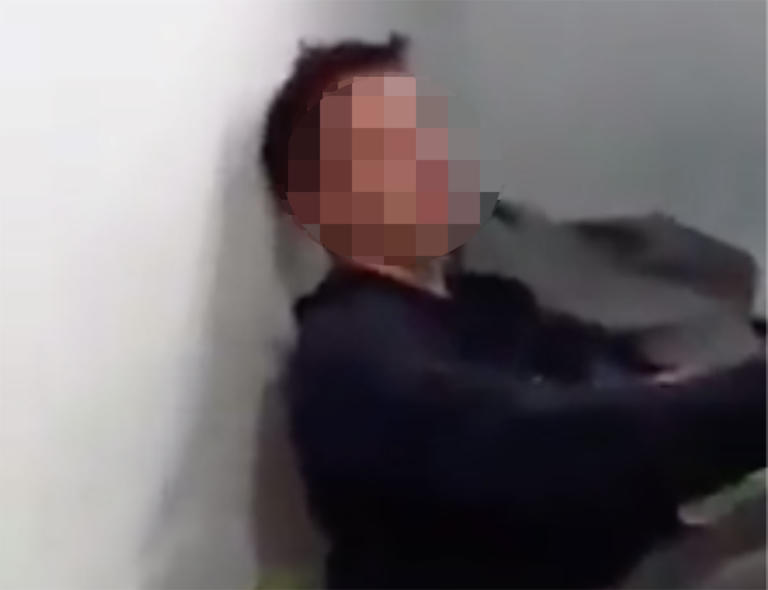 Κρατούμενος στις φυλακές Αυλώνα για τον ξυλοδαρμό του 19χρονου: Έπαθε το ελάχιστο από ό,τι του αξίζει (Video)