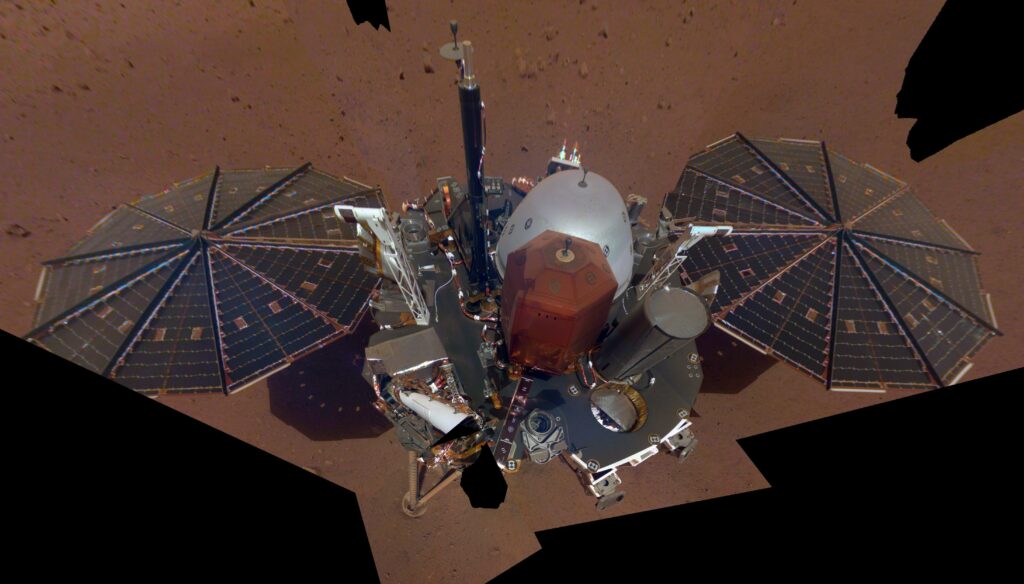 Αυτή είναι η πρώτη σέλφι από τον Άρη (Photo)
