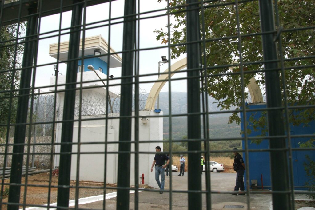 Κρατούμενος Αυλώνα για 19χρονο: «Δεν γλιτώνει όπου κι αν πάει…»
