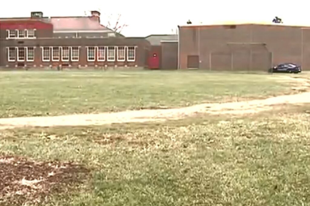 Πυροβολισμοί σε σχολείο στις ΗΠΑ – Νεκρός ο έφηβος ύποπτος (Photo – Video)