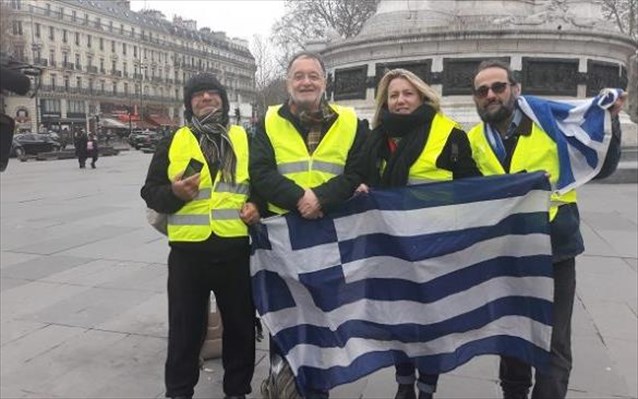 «Γεύση» αγωνιστικού Παρισιού και αυθεντικών «Κίτρινων Γιλέκων» για τον Π. Λαφαζάνη (Photo)