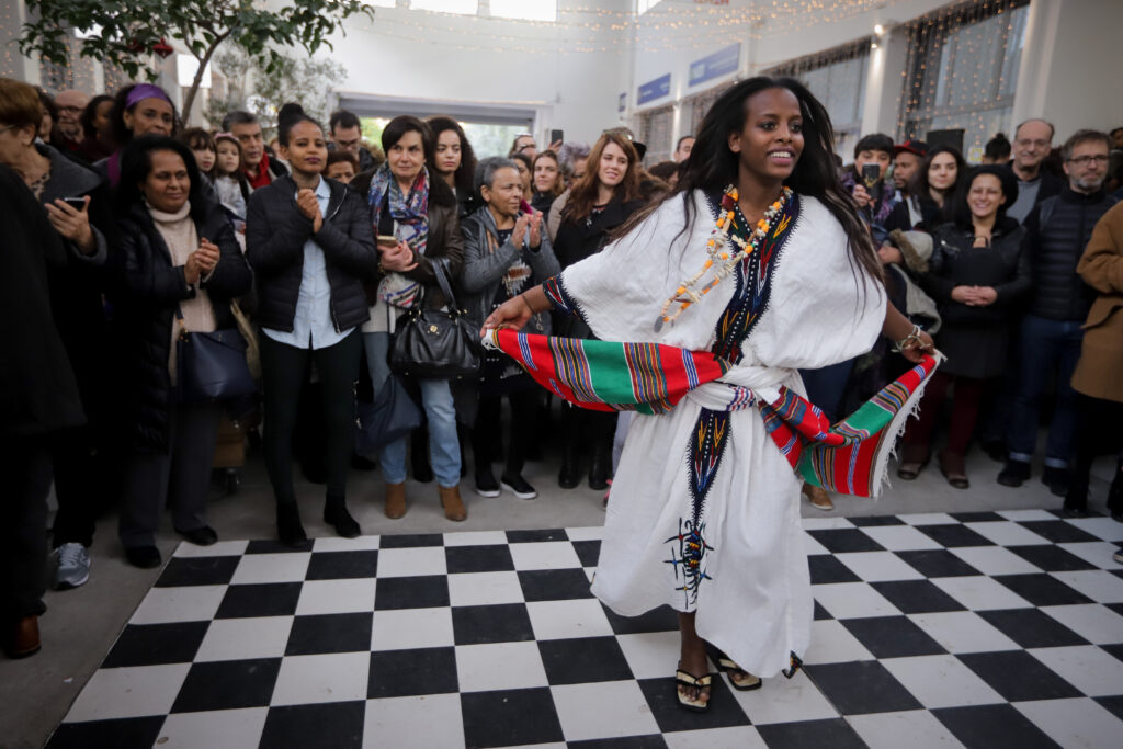 Επίδειξη μόδας, γεύσεις, αρώματα και μουσικές από την Αιθιοπία στην Δημοτική Αγορά Κυψέλης (Photos)