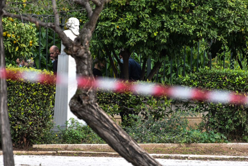 Άνδρας βρέθηκε απαγχονισμένος στο Ζάππειο