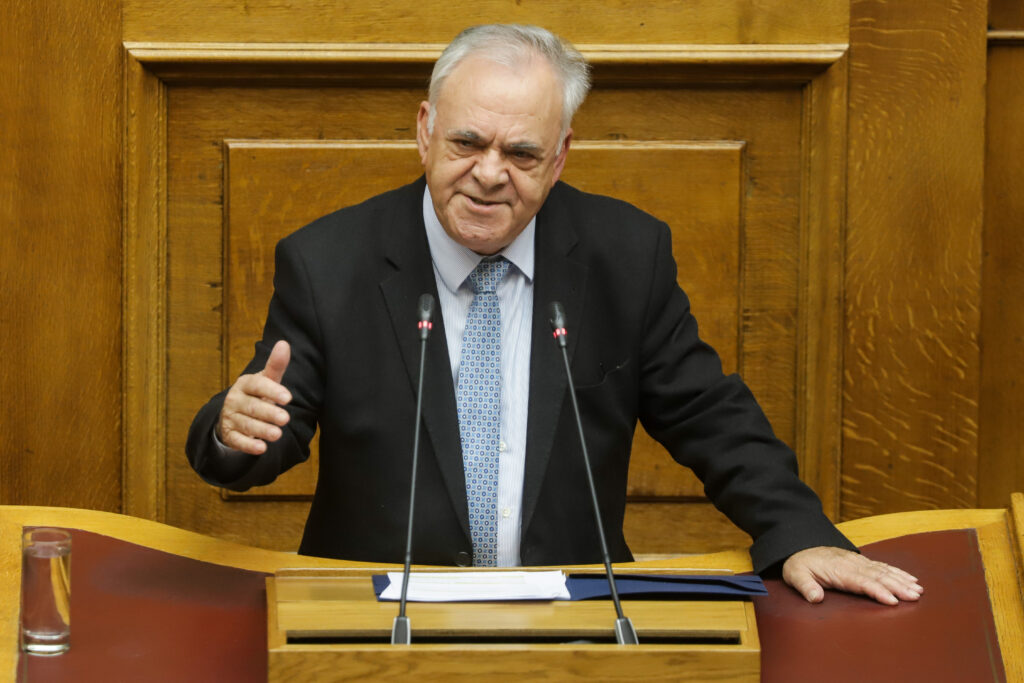 Τροπολογία για την παράταση του εξωδικαστικού συμβιβασμού προανήγγειλε ο Δραγασάκης
