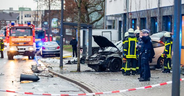 Γερμανία: Αυτοκίνητο έπεσε πάνω σε πεζούς – Μία γυναίκα νεκρή (Video)