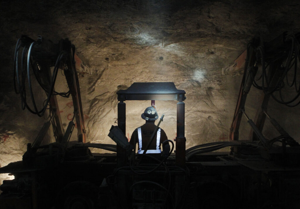 Τσεχία: Στους 13 οι νεκροί μετά από έκρηξη σε ορυχείο (Photo)