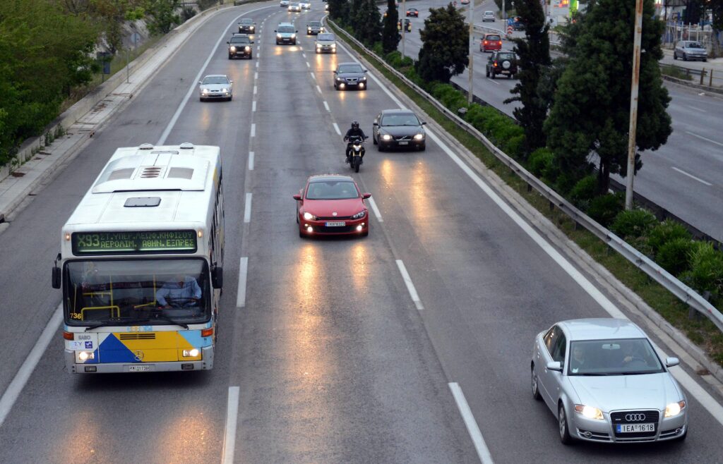 Δείτε πώς θα κινηθούν τα ΜΜM Χριστούγεννα και Πρωτοχρονιά