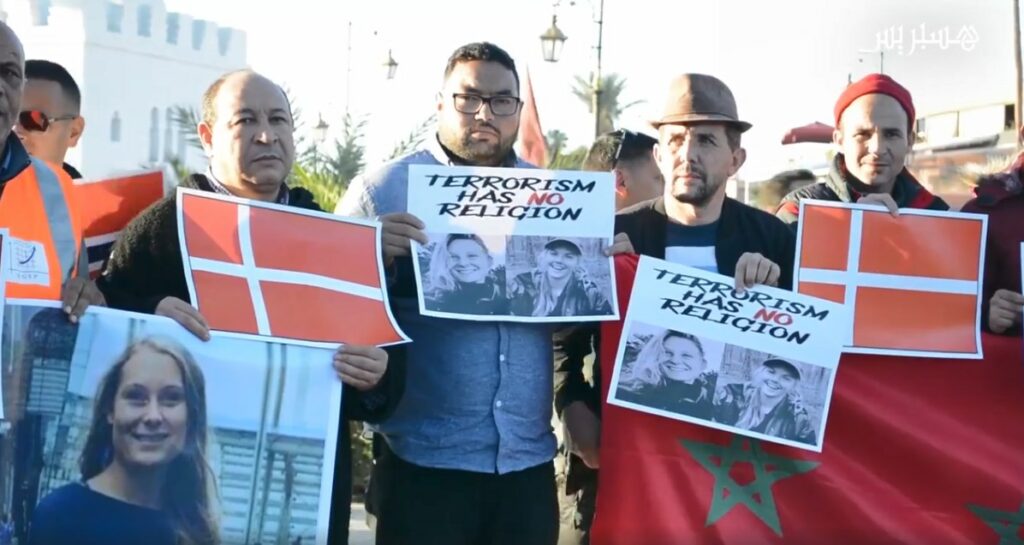Συγκεντρώσεις στο Μαρόκο στη μνήμη των δύο τουριστριών που δολοφονήθηκαν
