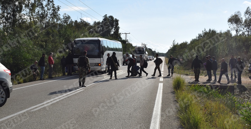 Στο αυθαίρετο ξενοδοχείο του Π. Χρονόπουλου δεκάδες μετανάστες με εντολή του Λιμεναρχείου του Κατακόλου!