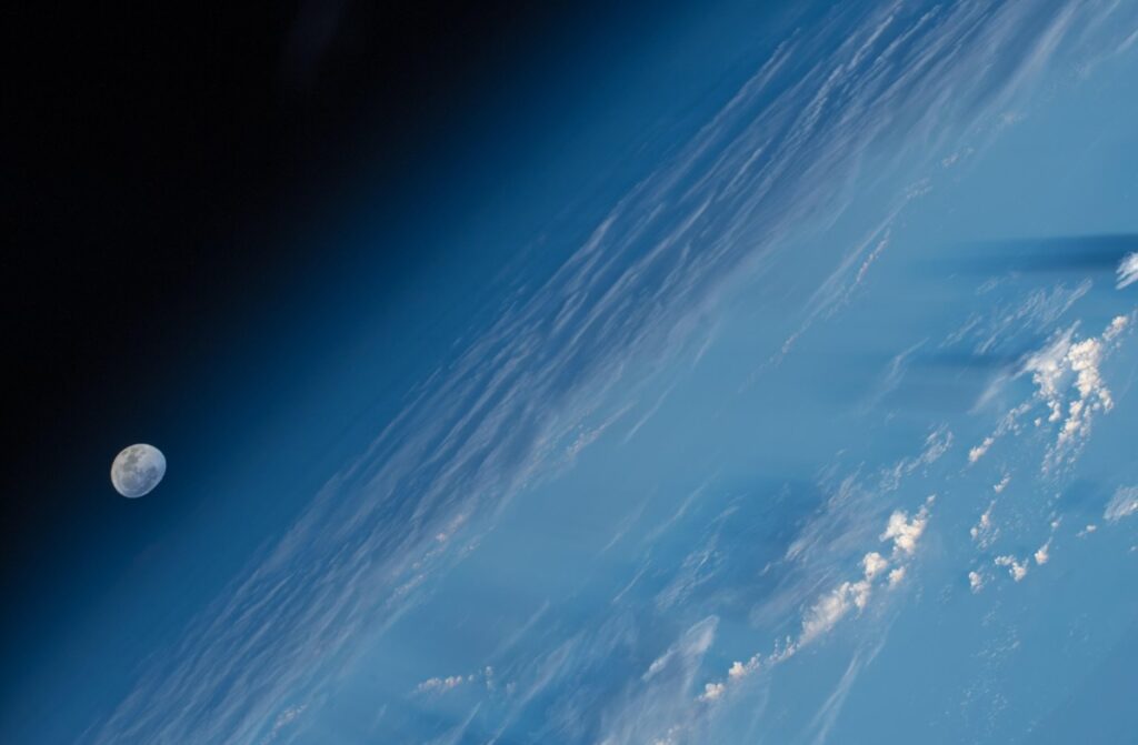 Αλεξάντερ Γκερστ: Όταν κοιτάς τη Γη μας από ψηλά τρομάζεις! (Photos)