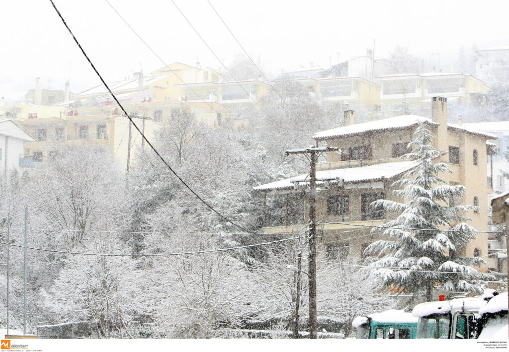 Καιρός Θεσσαλονίκη: Χιονίζει σε όλους τους νομούς της Μακεδονίας