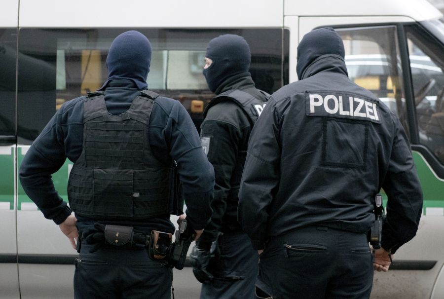Συναγερμός στη Γερμανία: Αναφορές για πυροβολισμούς στην Κολωνία