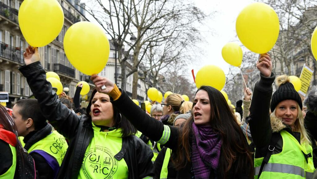 Οι γυναίκες πήραν την σκυτάλη σήμερα στις διαμαρτυρίες των «Κίτρινων Γιλέκων» στη Βαστίλη (Photos+Video)