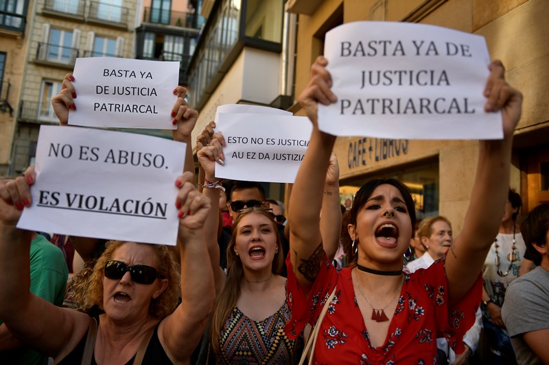 Ισπανία: Νέο σοκ με ομαδικό βιασμό κοπέλας την Πρωτοχρονιά