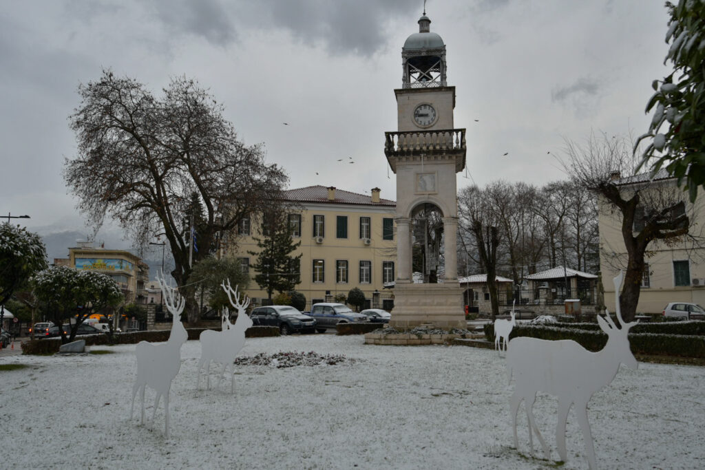 Ιωάννινα: Ο χιονιάς έκλεισε τα δικαστήρια