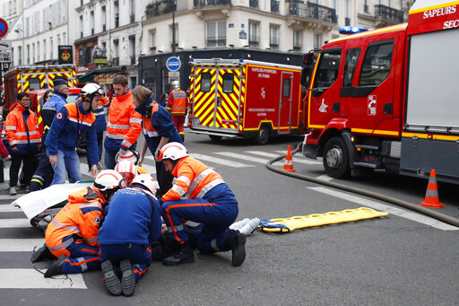 Στους τρεις ανέβηκε ο επίσημος αριθμός των νεκρών από την έκρηξη στο Παρίσι (Photos)