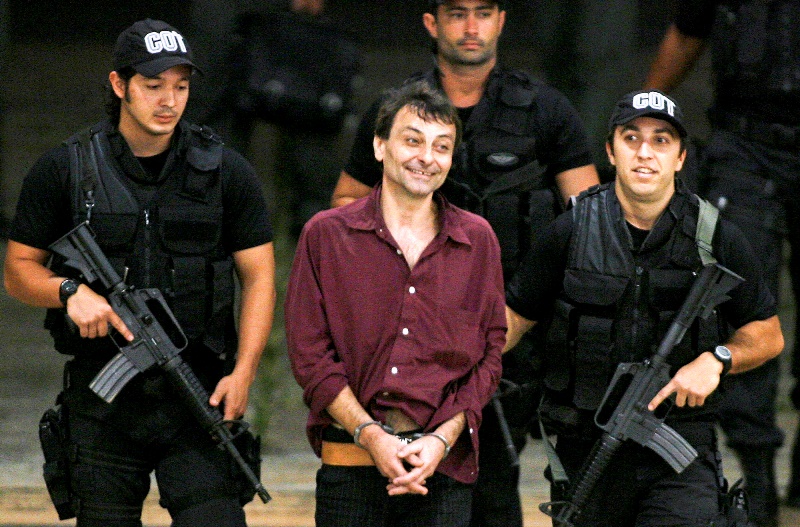 Ο Τσέζαρε Μπατίστι, καταδικασμένος για τρομοκρατική δράση συνελήφθη στη Βολιβία και θα εκδοθεί στην Ιταλία