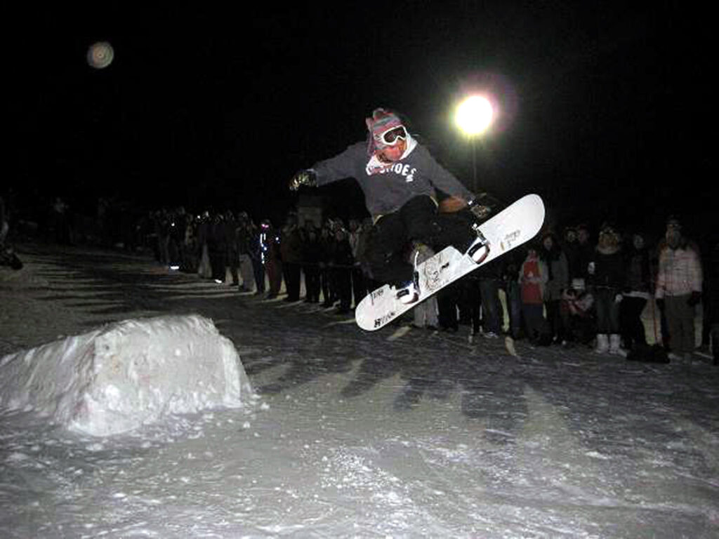 Σώος ο ορειβάτης που χάθηκε κάνοντας snowboard στο Ελατοχώρι