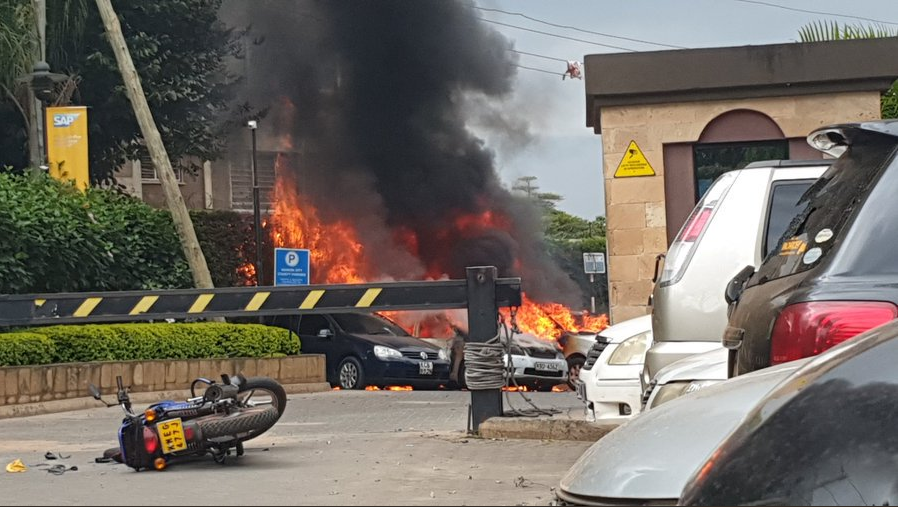 Κένυα: Πυροβολισμοί σε συγκρότημα ξενοδοχείου και γραφείων στο Ναϊρόμπι (Video – Photo)