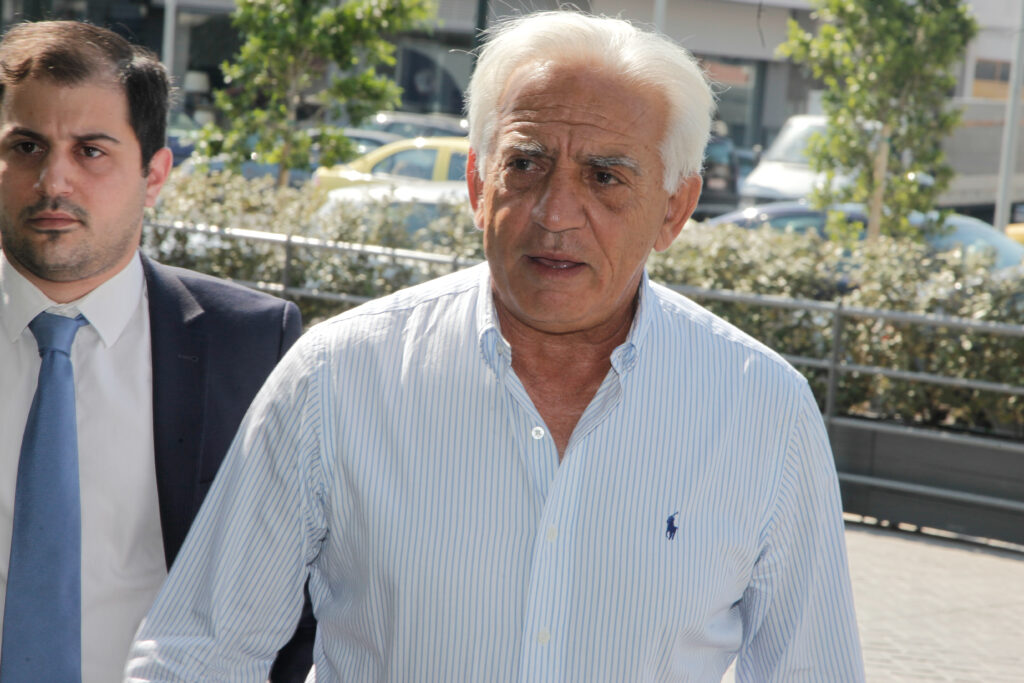 Επέστρεψε στα καθήκοντά του ο Δήμαρχος Παλαιού Φαλήρου Διονύσης Χατζηδάκης