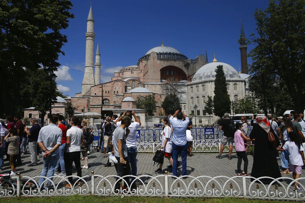 Ερώτηση 49 βουλευτών του ΣΥΡΙΖΑ για τη μετατροπή της Αγίας Σοφίας σε τζαμί