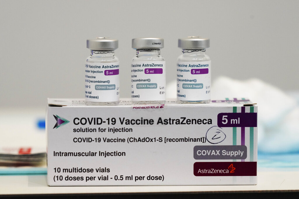 Βρετανικά ΜΜΕ: Εναλλακτικό εμβόλιο αντί της AstraZeneca για τους κάτω των 40 ετών