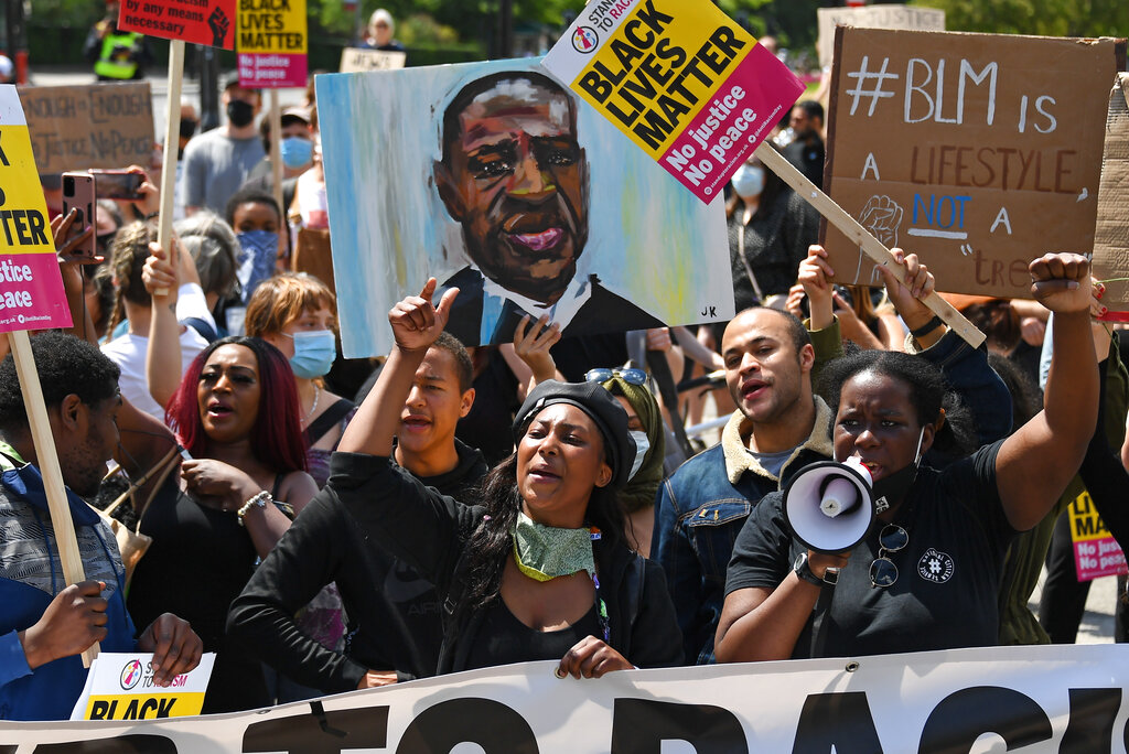 Πυροβόλησαν στο κεφάλι ακτιβίστρια του Black Lives Matter στο Λονδίνο
