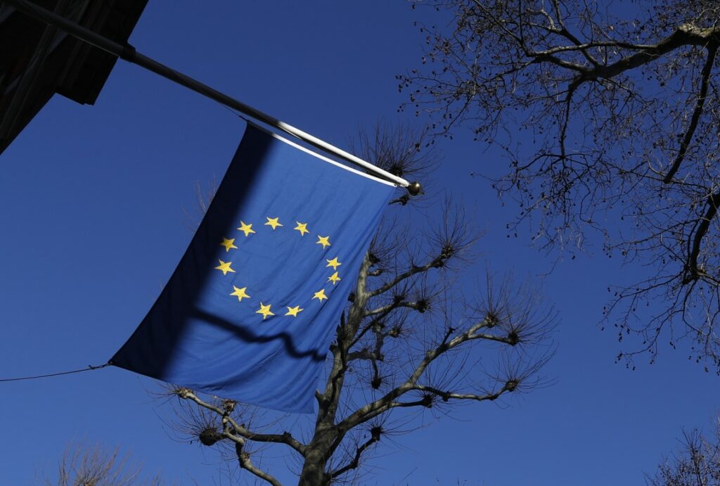 Η ΕΕ κάλεσε «για εξηγήσεις» τον Ρώσο πρέσβη στις Βρυξέλλες