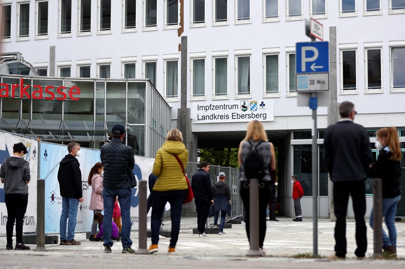 Γερμανία: Το 50% των πολιτών δυσαρεστημένο με τη διαχείριση της πανδημίας