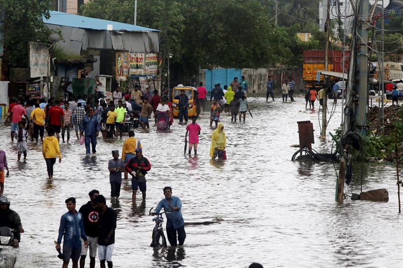 Ινδία: Μετά τον κορονοϊό ήρθε κυκλώνας – τουλάχιστον 4 νεκροί 