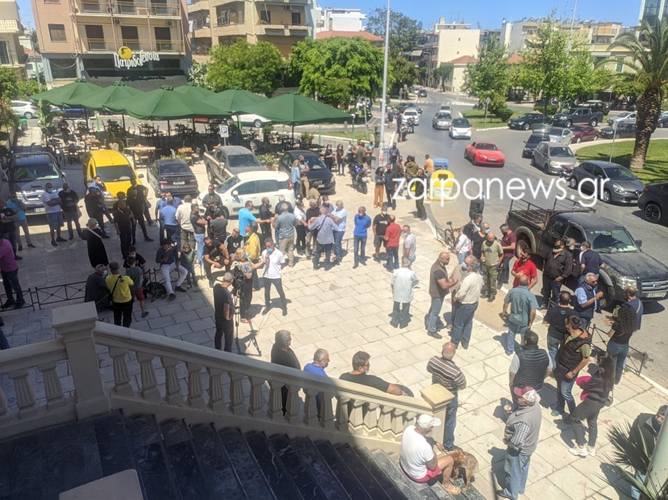 Kρήτη: Αντιδράσεις κυνηγών για την υποχρεωτική στείρωση σε όλα τα σκυλιά – «Ταφόπλακα στις ντόπιες ράτσες»