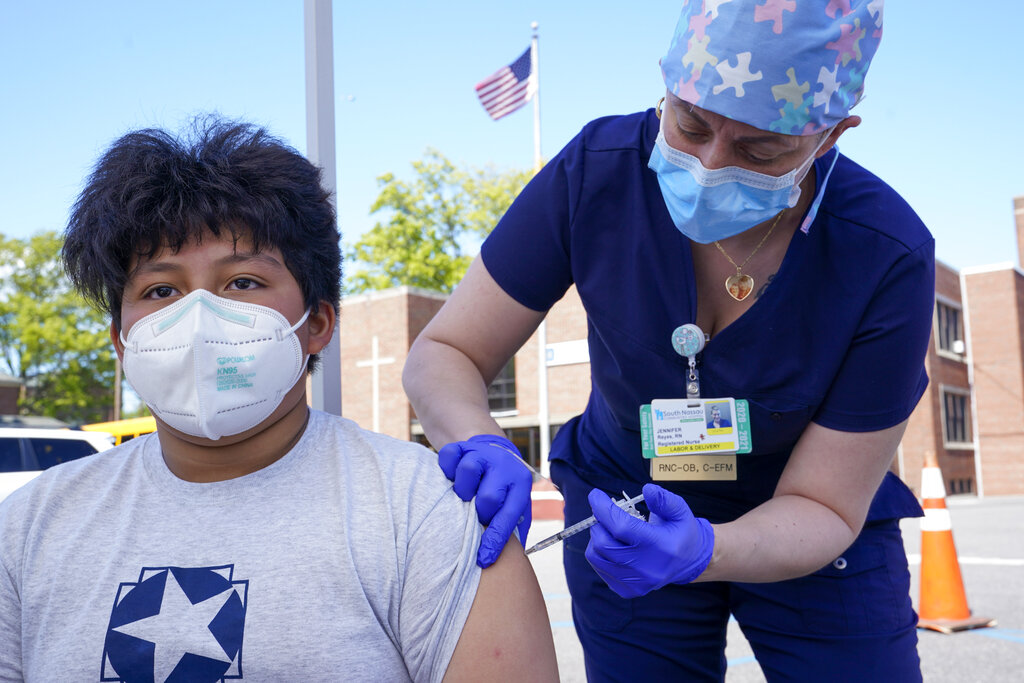 ΗΠΑ: Σύγχυση και αντιπαραθέσεις για τους εμβολιασμένους χωρίς μάσκα