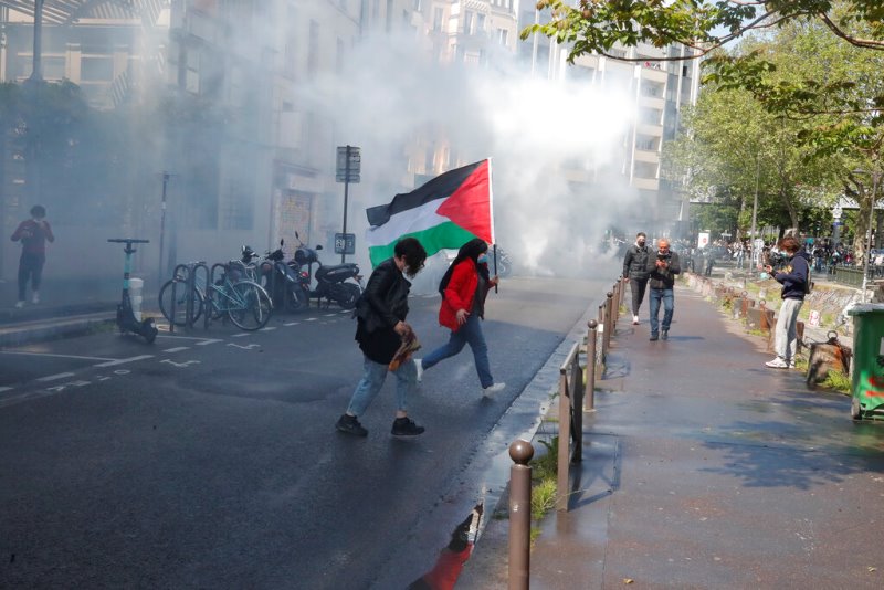 Παρίσι: Η Αστυνομία επιτέθηκε σε διαδηλωτές υπέρ των Παλαιστινίων