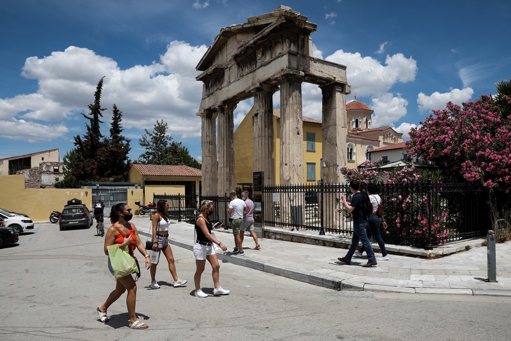 Παγώνη:  Από το φθινόπωρο τα πράγματα θα είναι χειρότερα – Ακόμα και οι εμβολιασμένοι πρέπει να φοράνε μάσκες