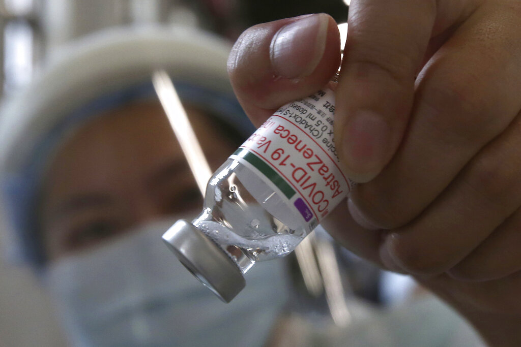 Καταγγελία: Σε κώμα 42χρονος με σκλήρυνση κατά πλάκας μετά από εμβολιασμό με AstraZeneca (Video)
