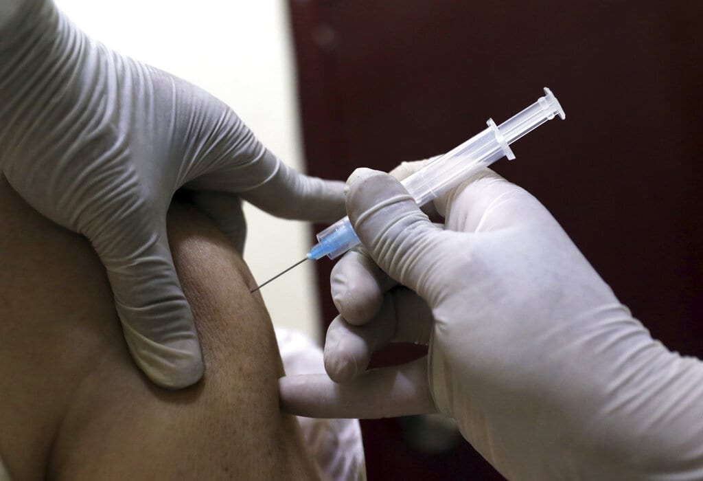 Καλάβρυτα: Γυναίκα πέθανε μετά τη δεύτερη δόση του εμβολίου (Video)