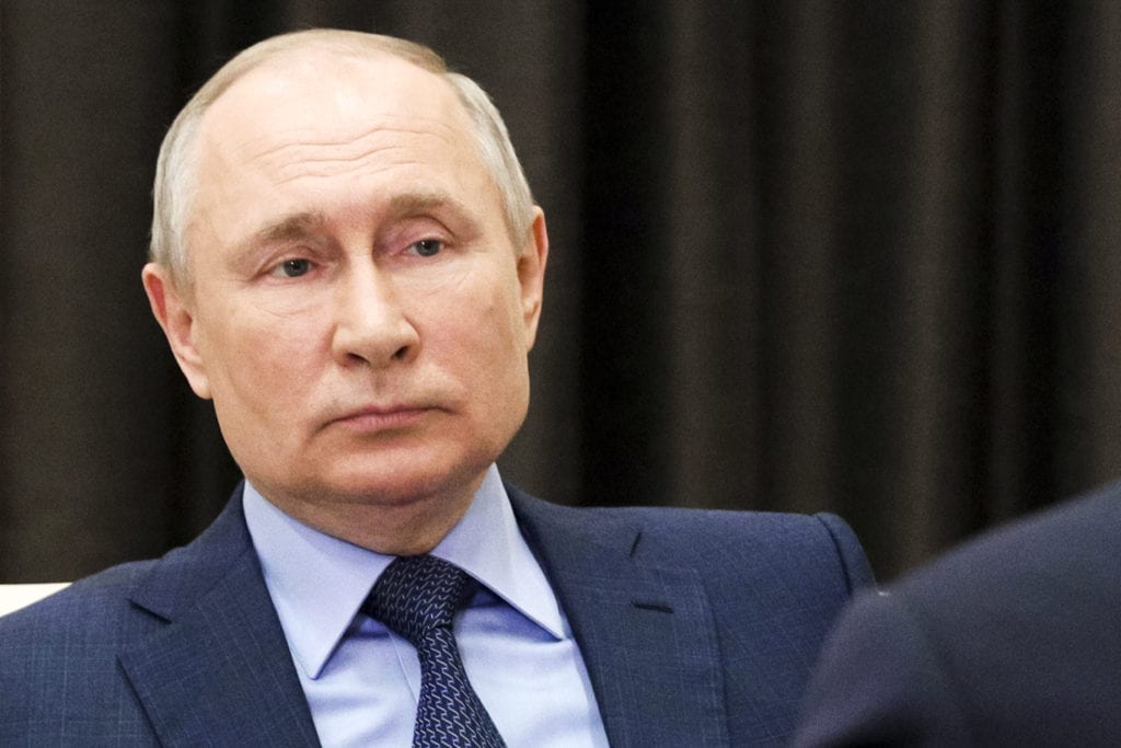Κορονοϊός: Ο Πούτιν είπε ότι έκανε το εμβόλιο Sputnik V