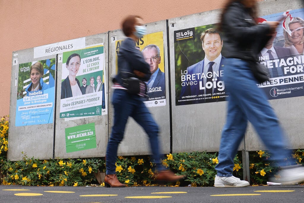 Διεθνής Τύπος: Οι περιφερειακές εκλογές στη Γαλλία προμηνύουν αλλαγές εν όψει προεδρικών – Κόντρα Κόντε και Γκρίλο