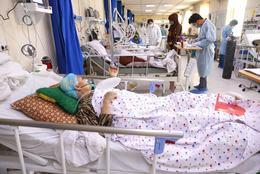 Αφγανιστάν: Υπερπλήρη τα νοσοκομεία κλείνουν τις πόρτες σε νέους ασθενείς