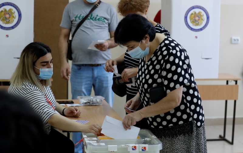 Πρόωρες βουλευτικές εκλογές σήμερα στην Αρμενία