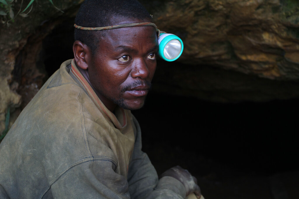 ΛΔ Κονγκό: Ένας εμφύλιος πόλεμος για τον έλεγχο των πρώτων υλών