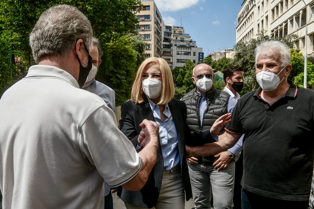 Πράσινο ανάχωμα στους φίλους… του γαλάζιου