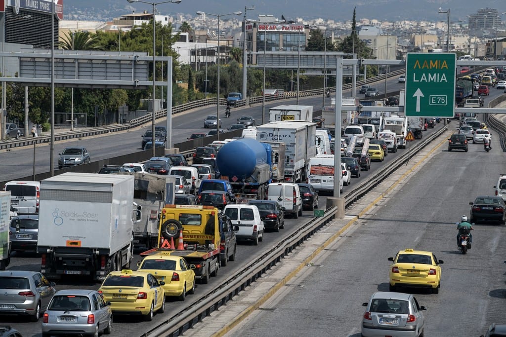 Μεγάλο μποτιλιάρισμα στον Κηφισό λόγω τροχαίου