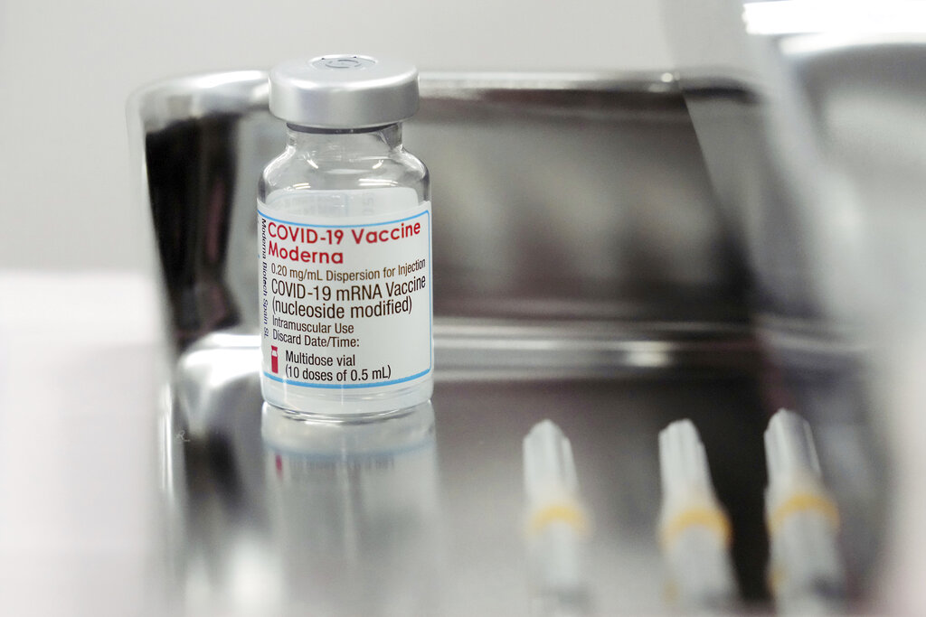 Οι ΗΠΑ αγόρασαν 200 εκατ. δόσεις του εμβολίου της Moderna