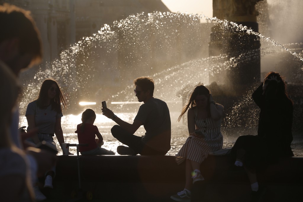 Ρωσία: Ρεκόρ υψηλής θερμοκρασίας στη Μόσχα μετά από 142 χρόνια